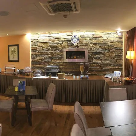 Anastazia Luxury & Ξενοδοχείο 2*